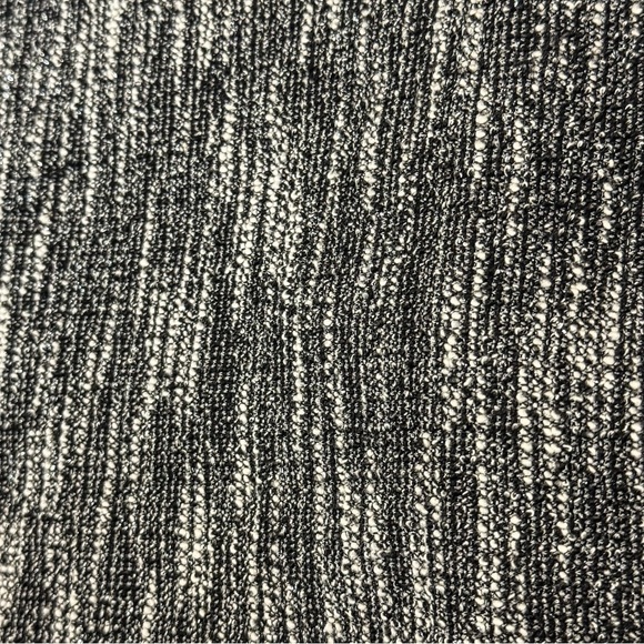 Ann Taylor Textured Sparkle Gray Pencil Skirt - Picture 4 of 7